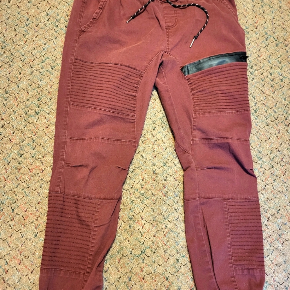 Maroon mens cargo/ joggers pants